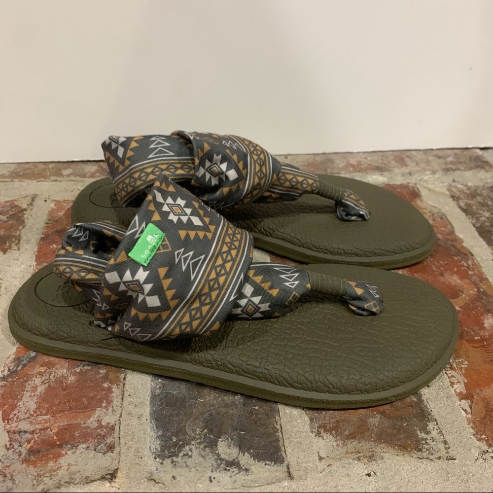 Sanuk Women’s Shoes YOGA SLING 2 PRINTS Sandals SAN JUAN DARK OLIVE Size 6 New